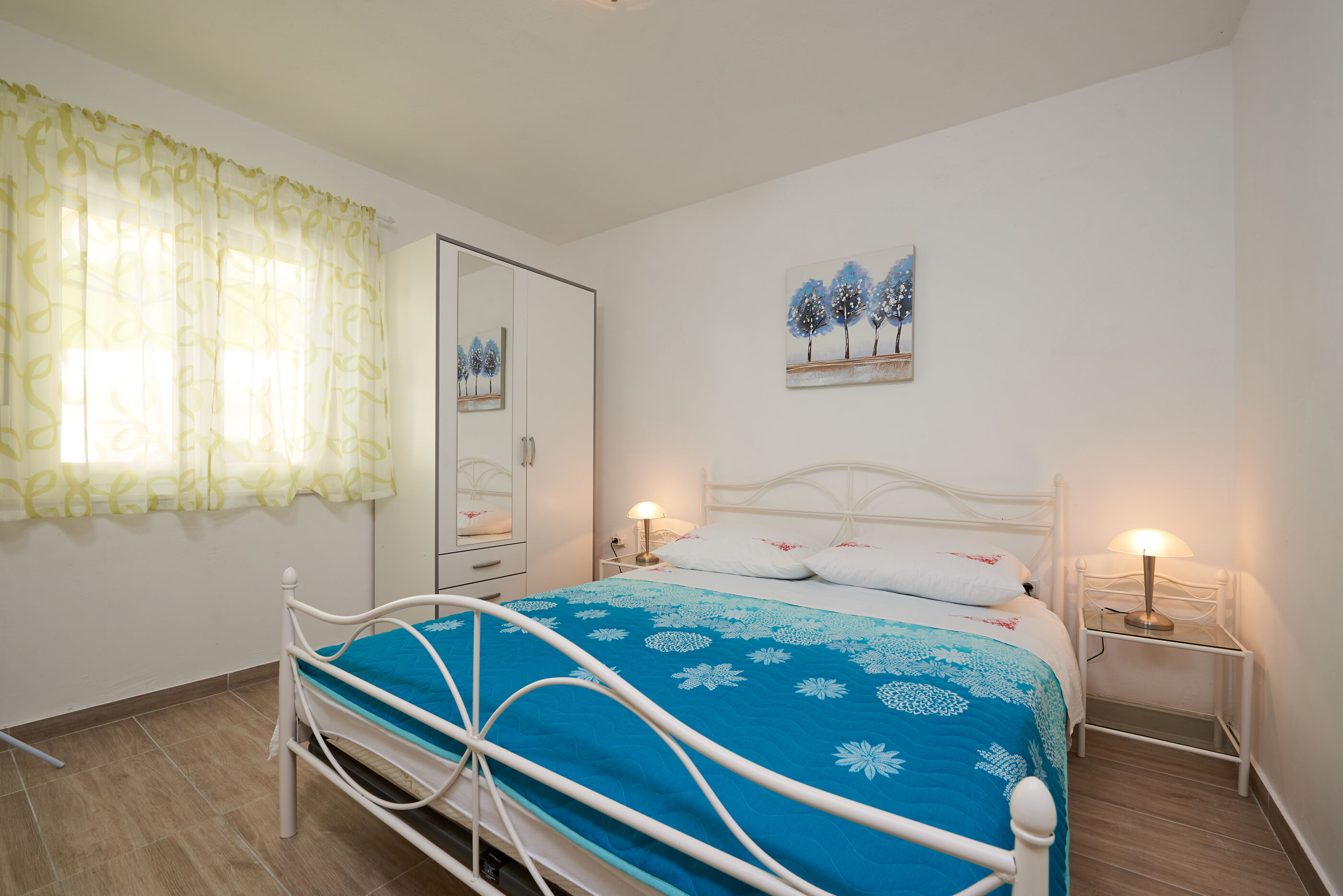 House Dvor 91031-K1