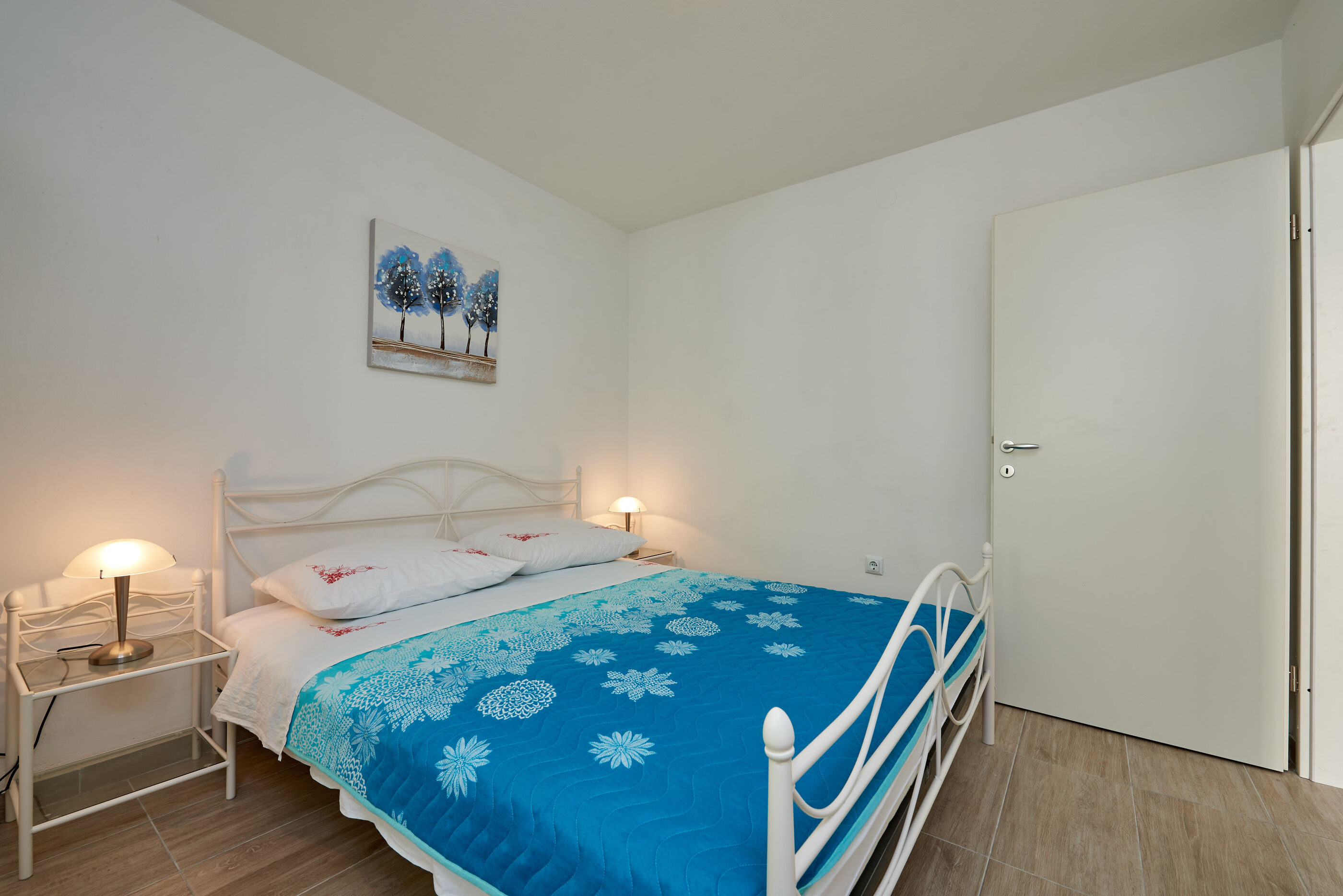 House Dvor 91031-K1