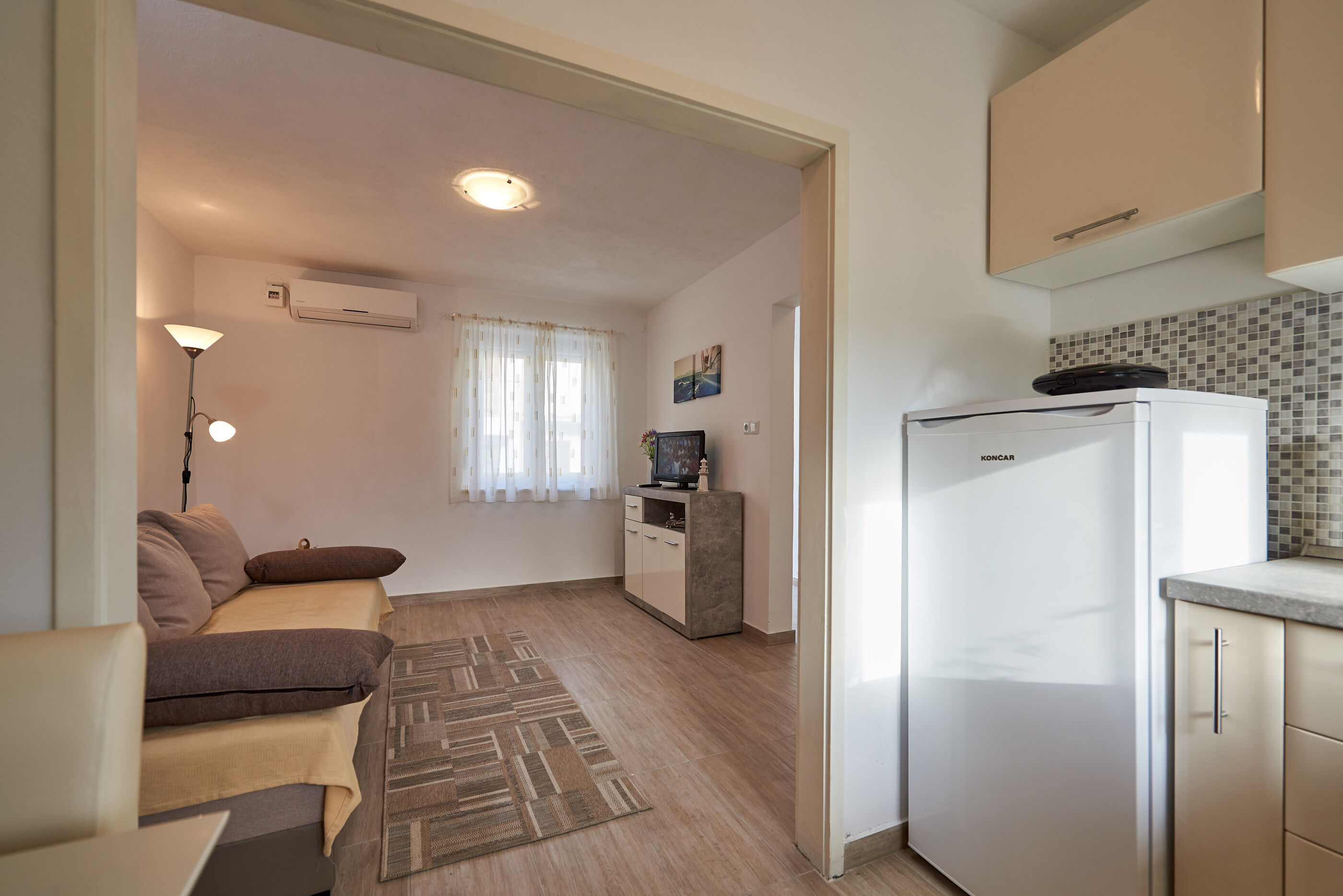 House Dvor 91031-K1