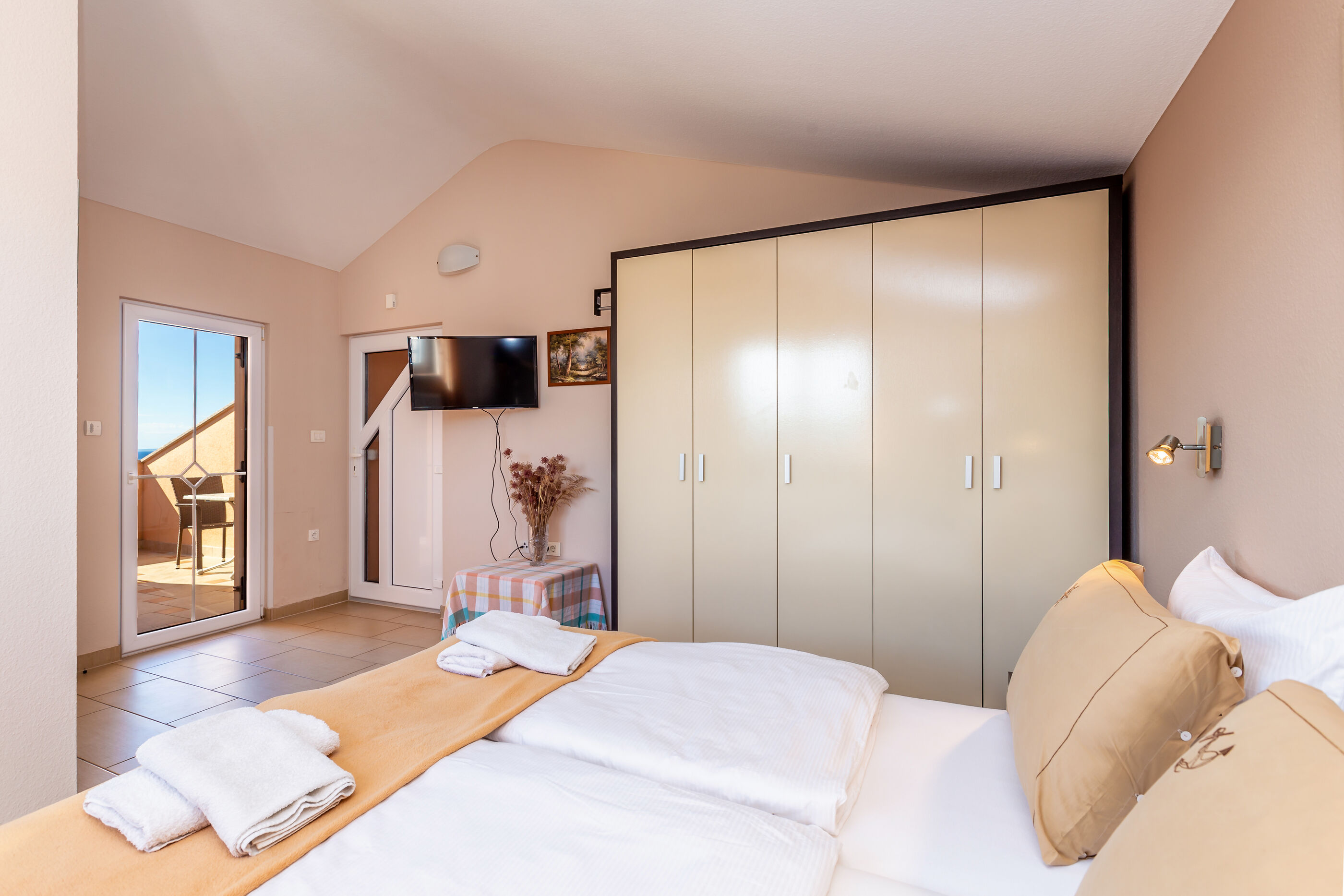 Apartments Ana 15491-A2