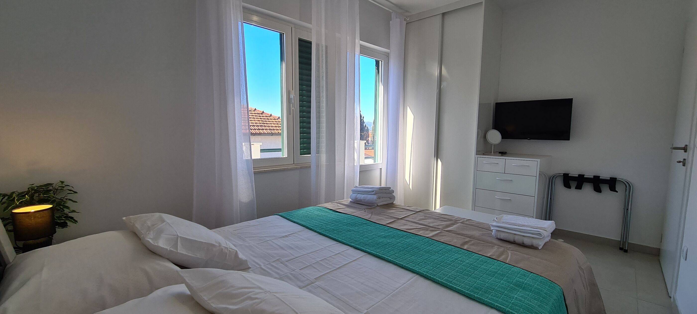 Apartments Pleasures 91051-A1