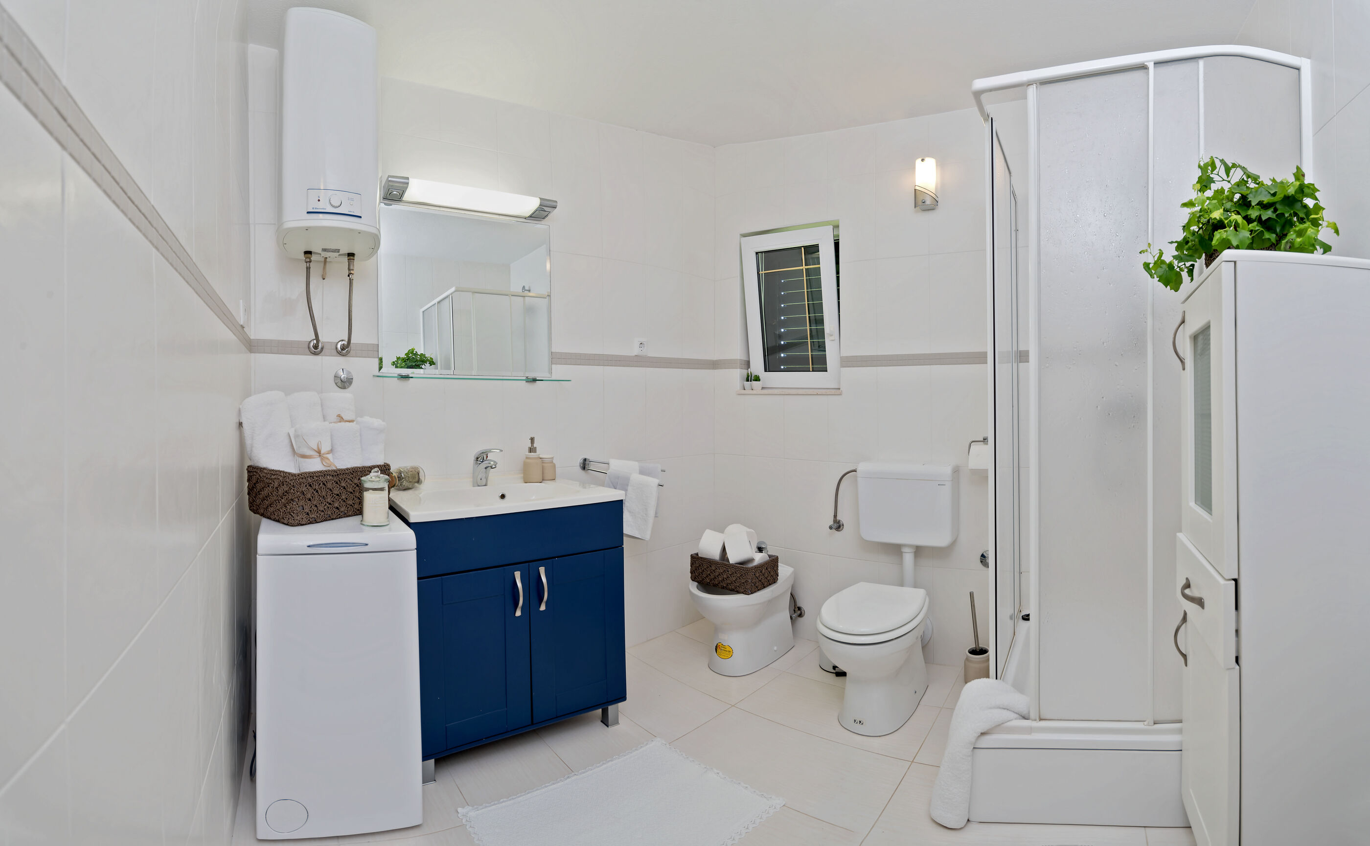 Apartments Roza 91041-A1