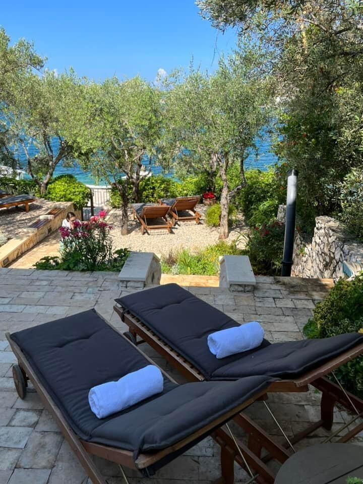 Apartments Roza 91041-A2