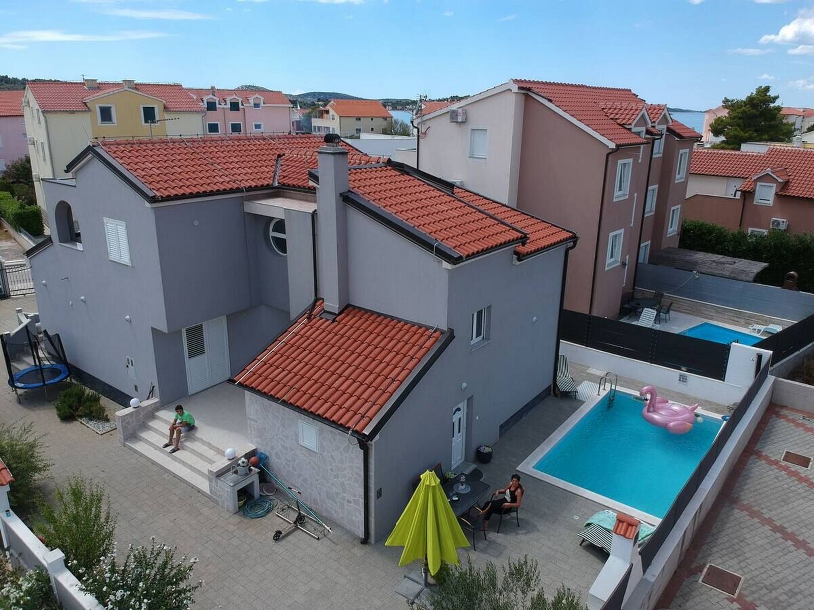 Apartment Lily with pool Srima 37561-A1