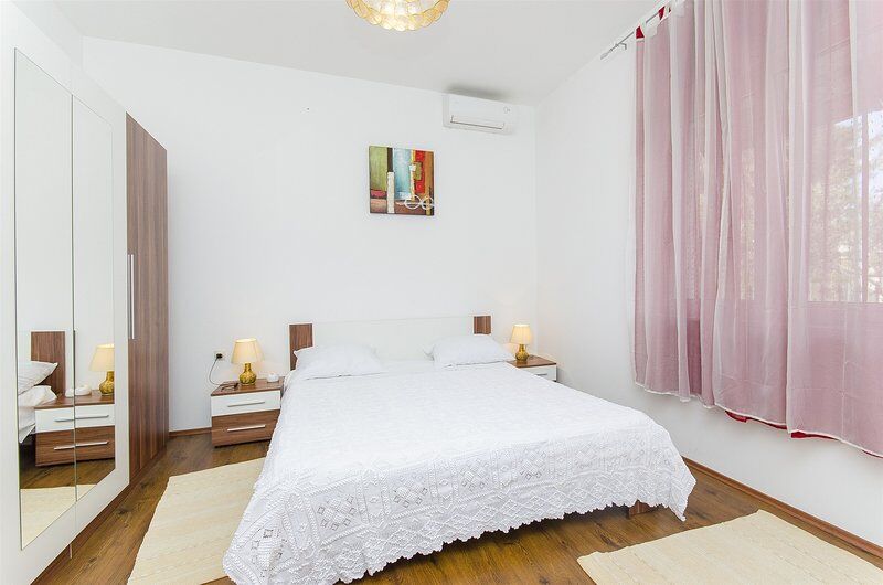Apartment Romeo 46441-A1