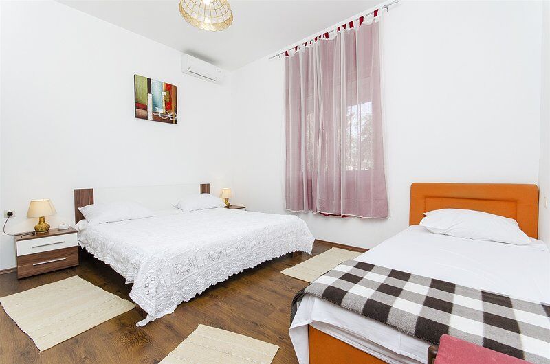 Apartment Romeo 46441-A1