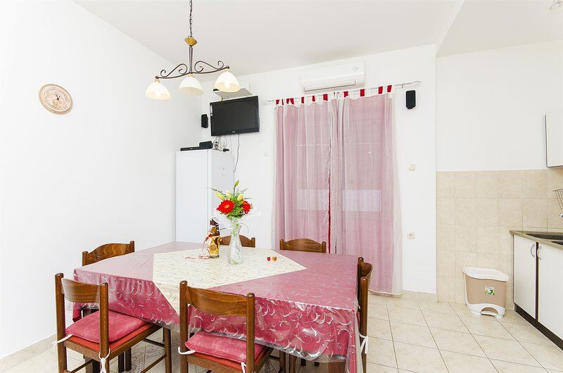 Apartment Romeo 46441-A1