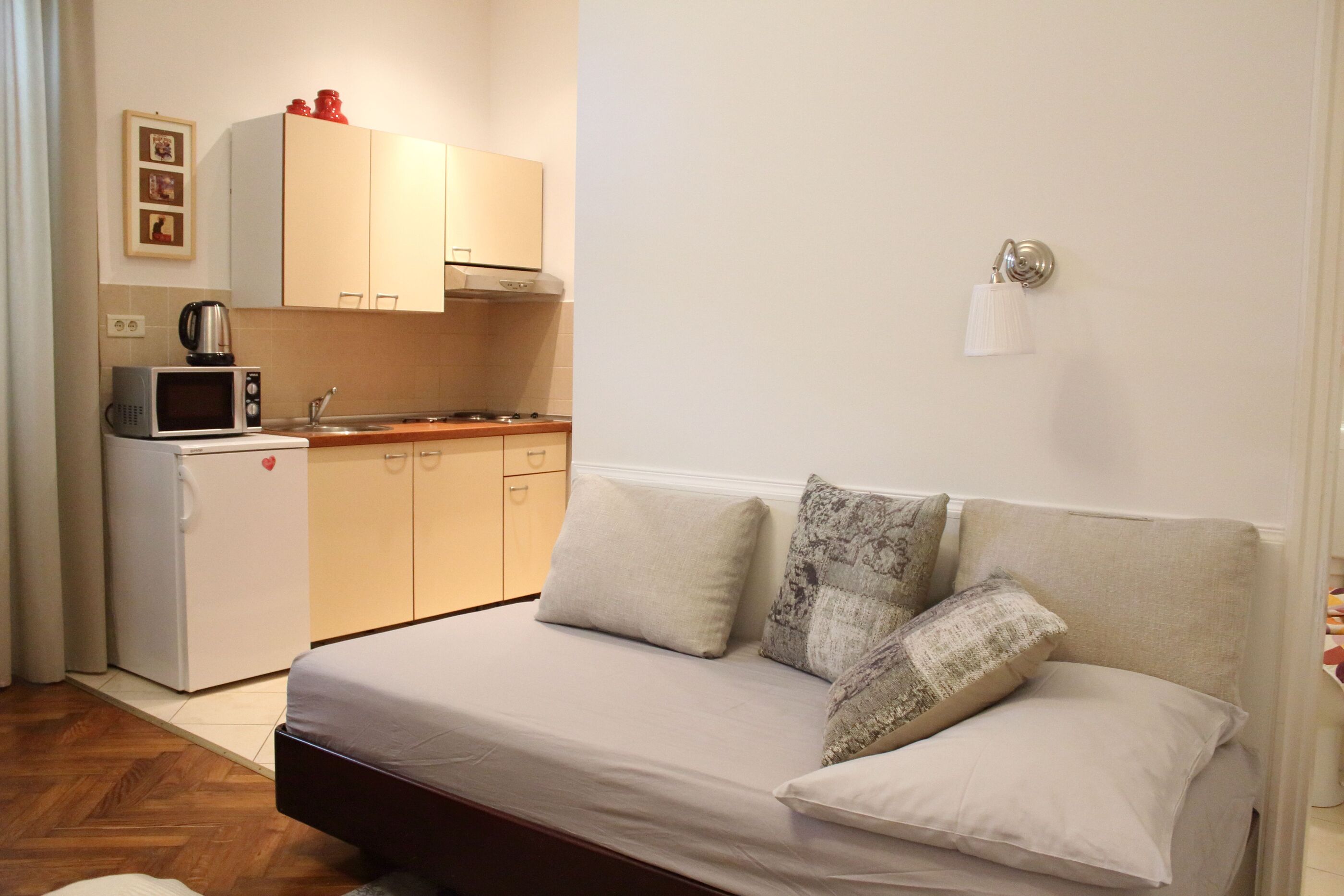 Apartments Rezine 65862-A2