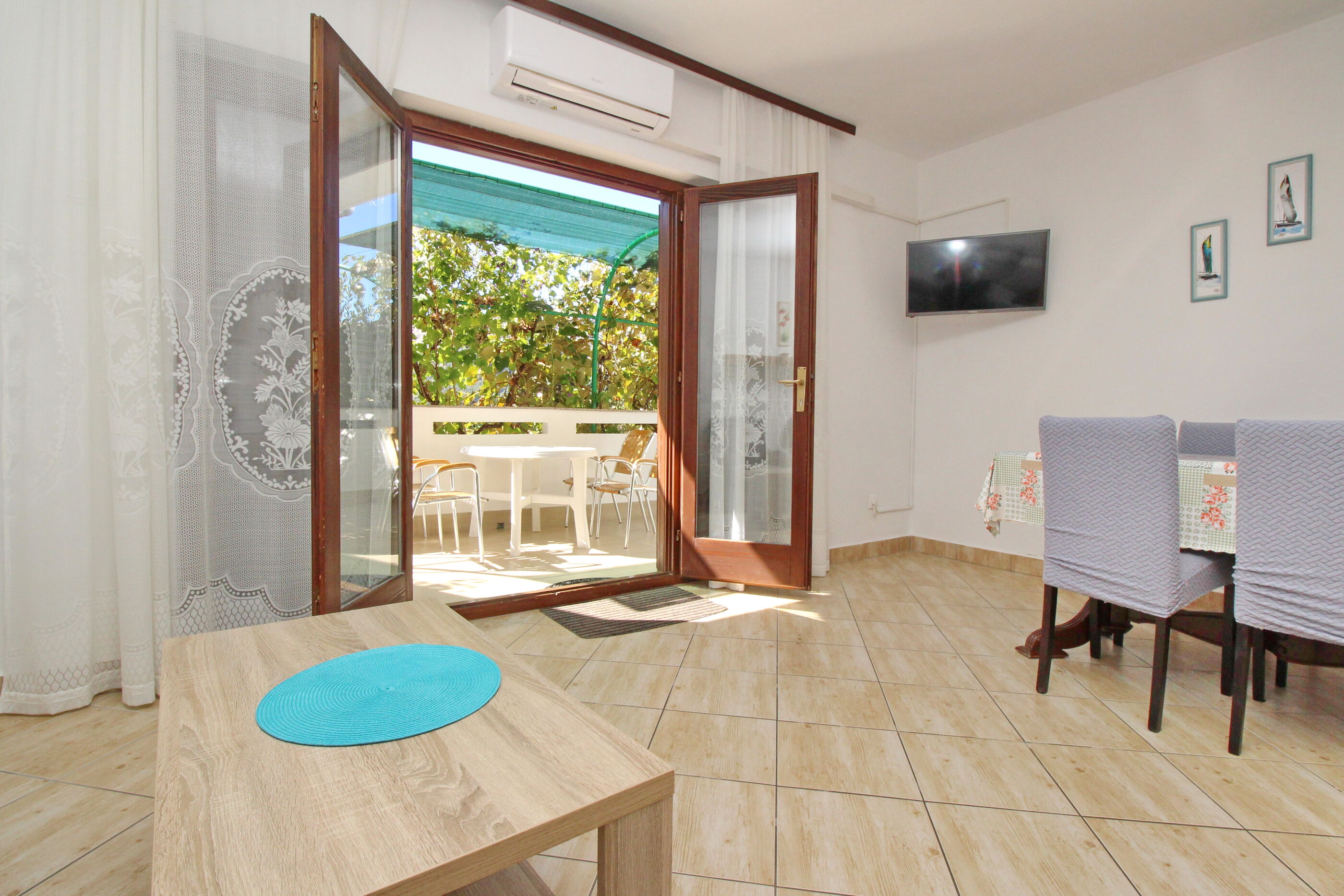 Apartments KUCAR ROBERT 69024-A1