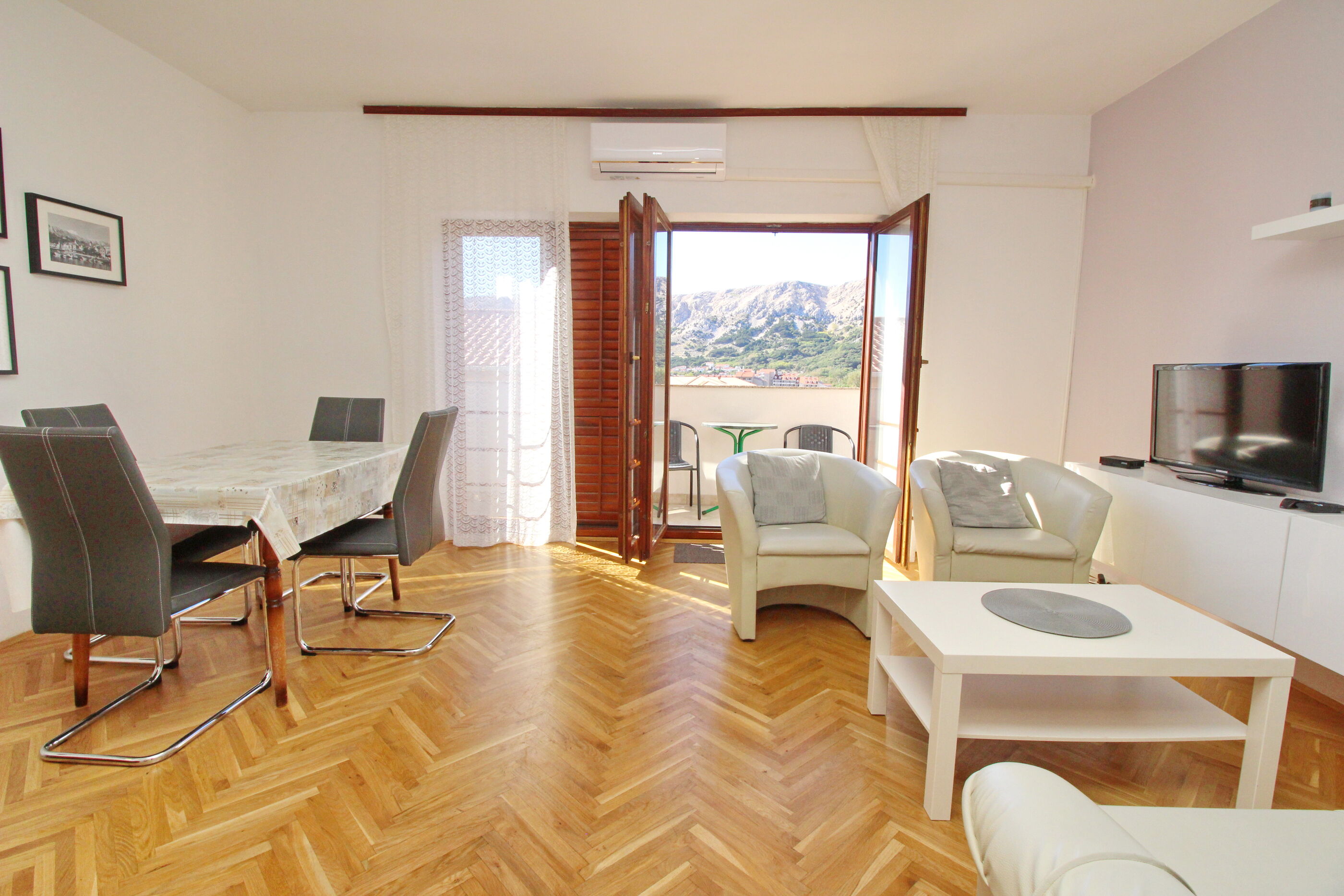 Apartments KUCAR ROBERT 69024-A2
