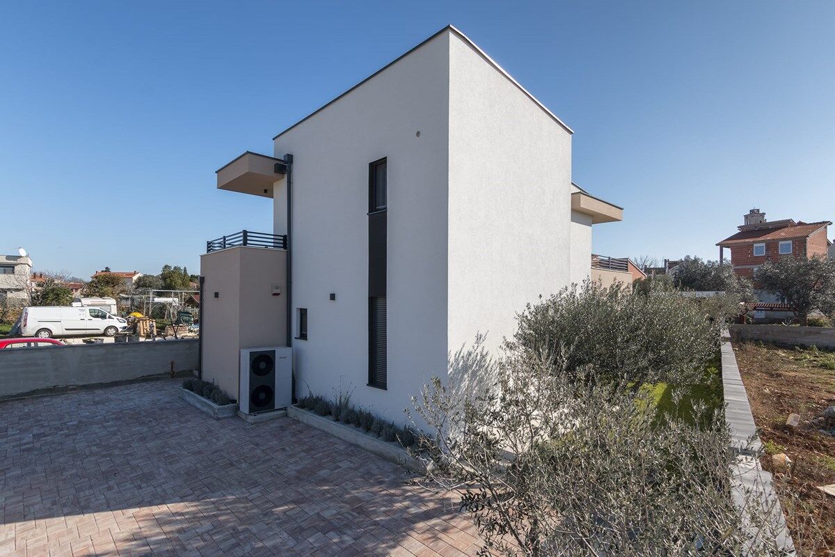 Villa M Premantura 74254-K1