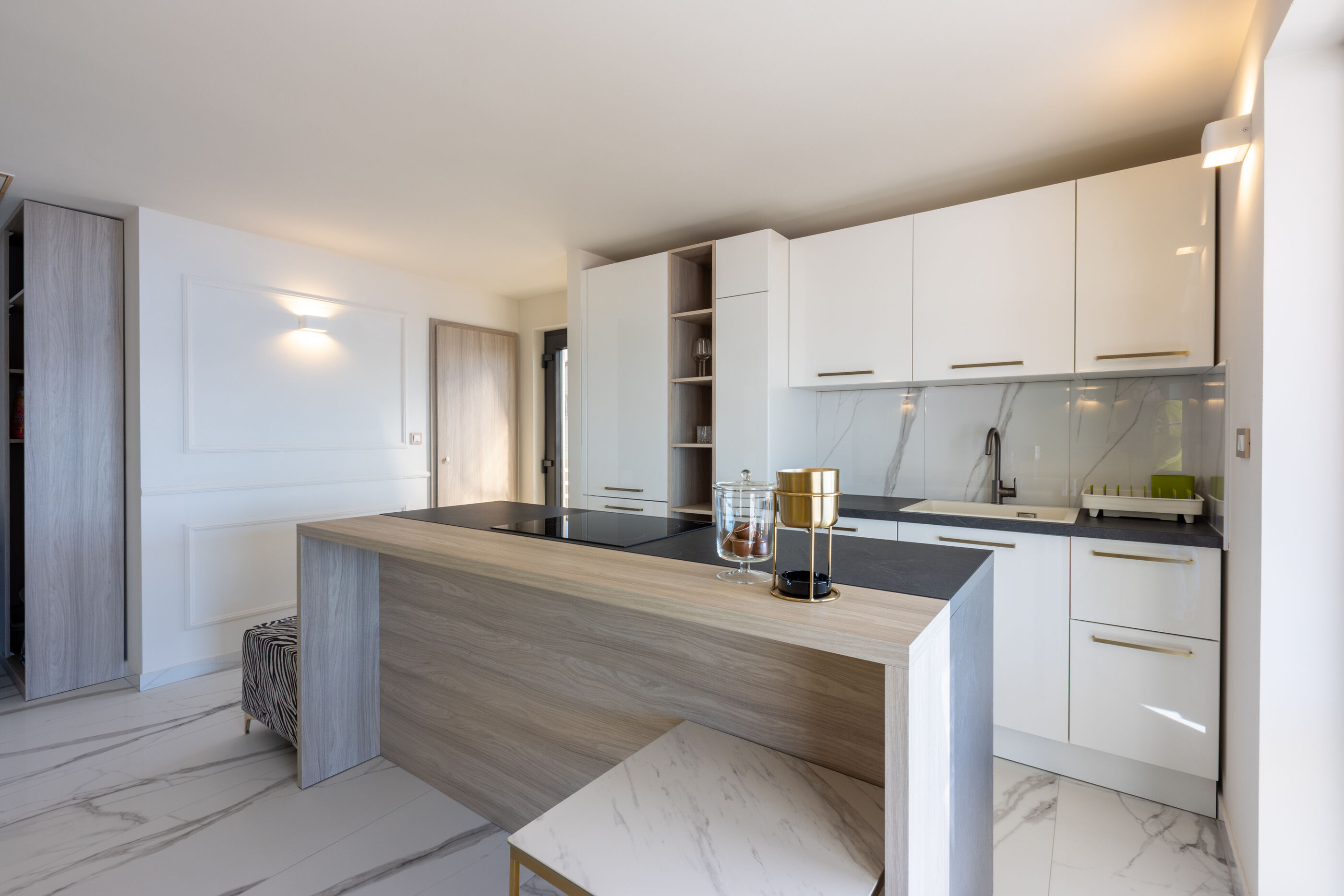 Apartment Marrie 84954-A1