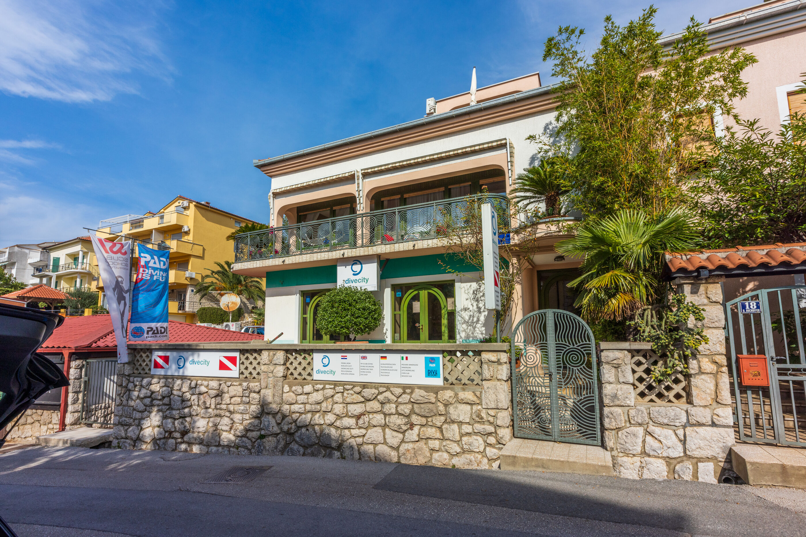 Apartment RIKY 62737-A1