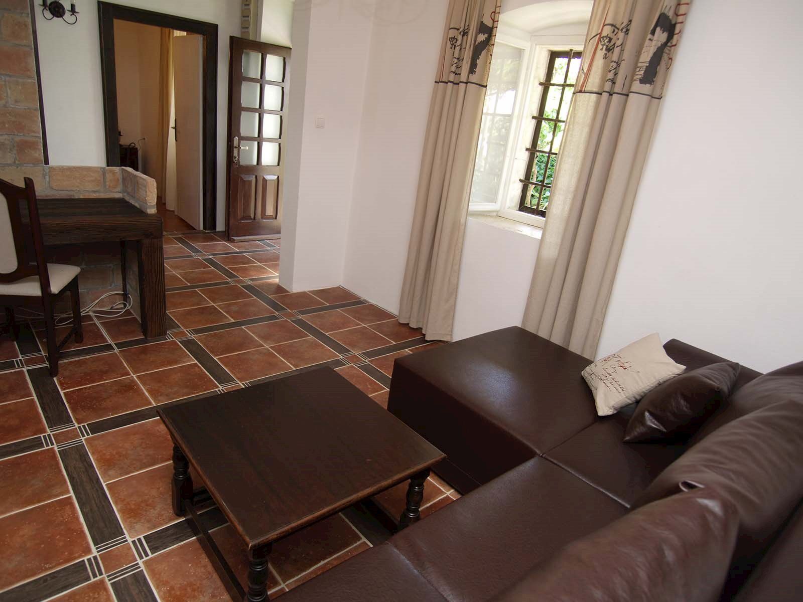 Apartment Renata 64771-A1