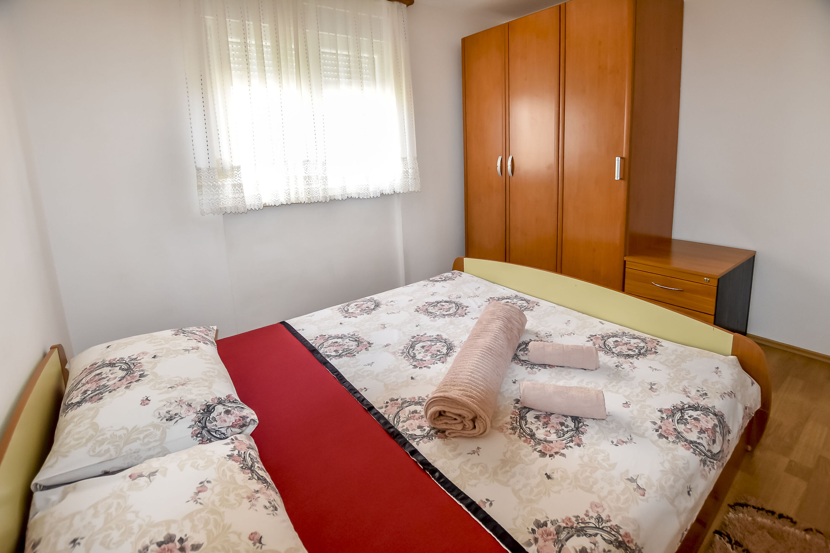 House Levanat 90851-K1
