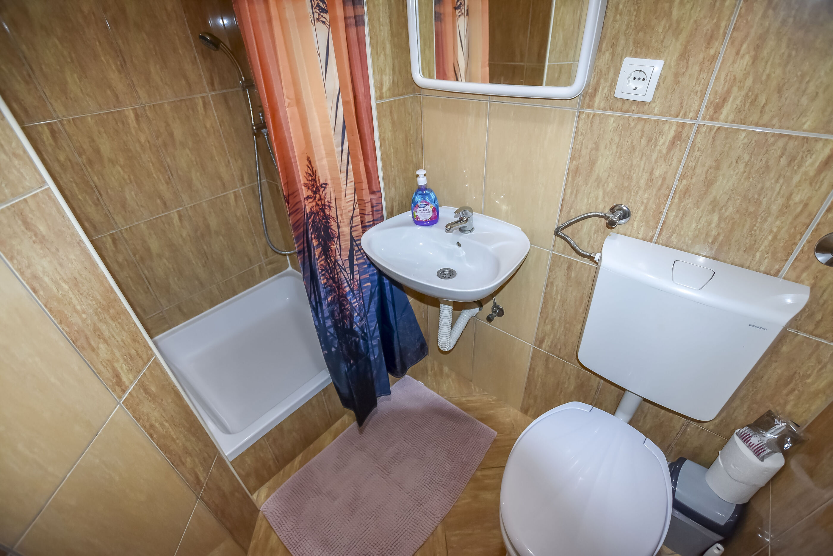 House Levanat 90851-K1