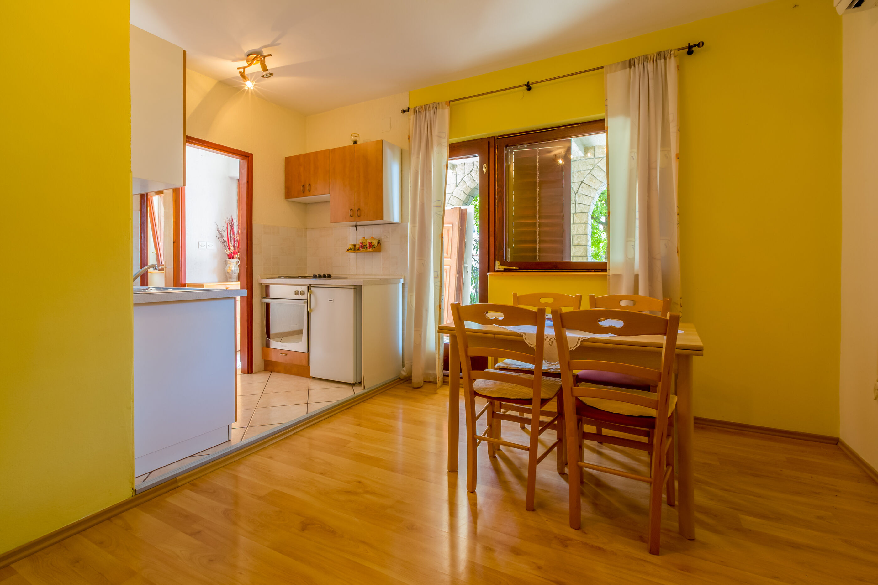 Apartments Dora 66451-A2