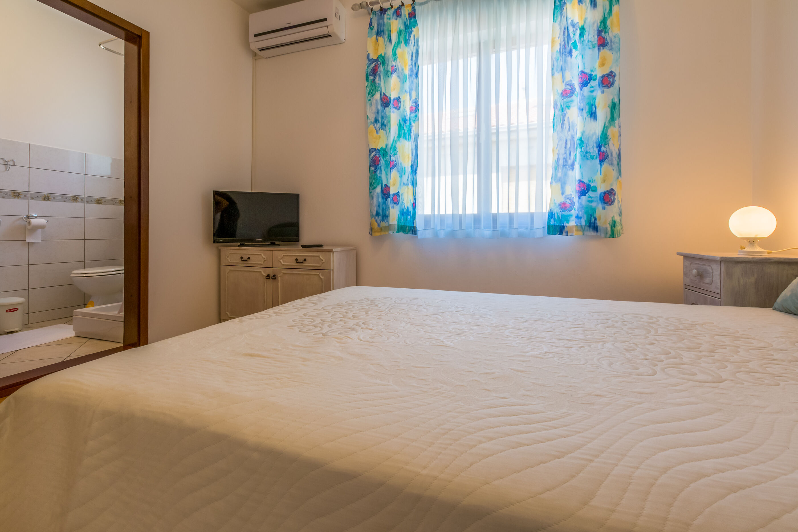Apartments Dora 66451-A1