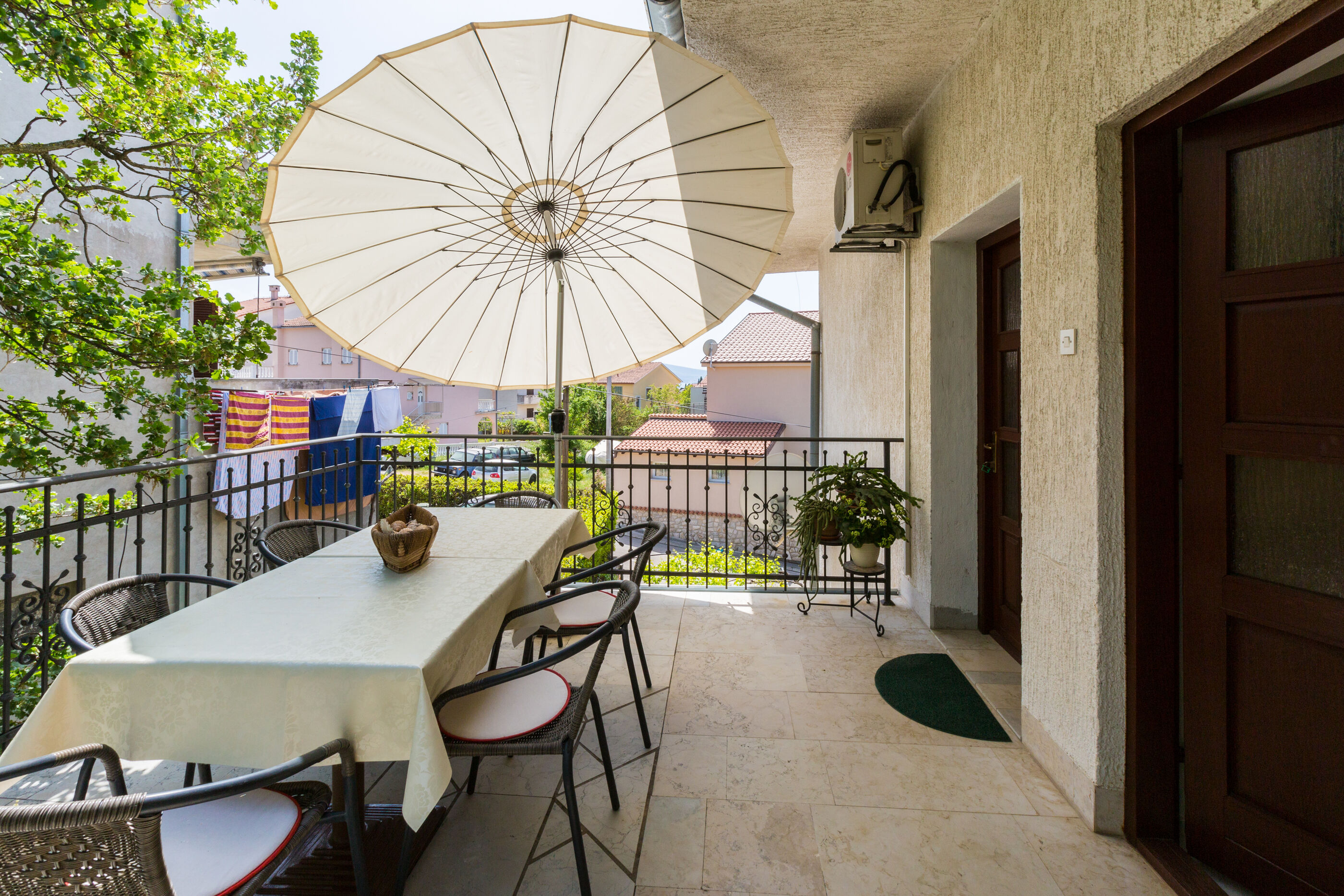 Apartments Dora 66451-A1