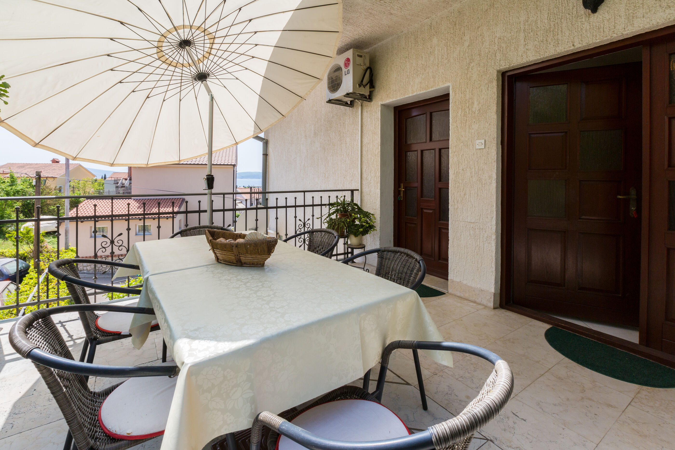 Apartments Dora 66451-A1