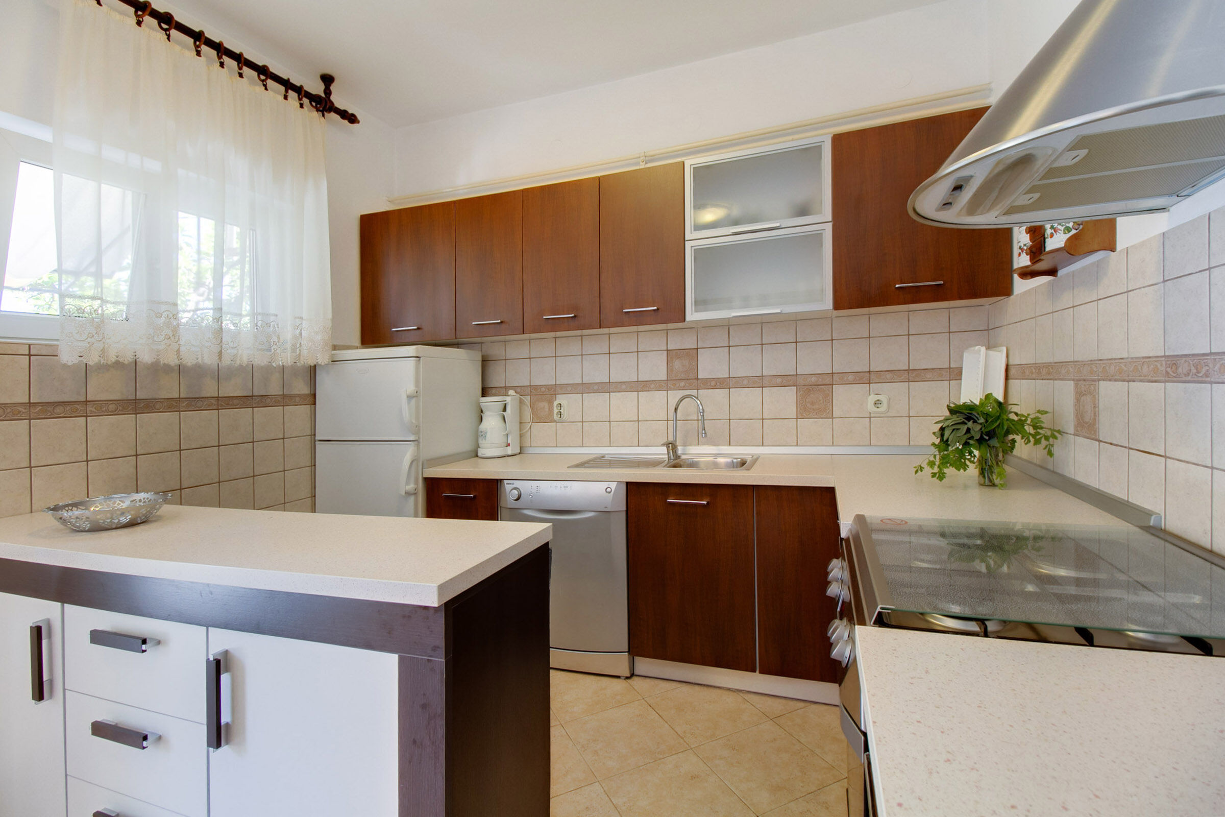 Apartments Helena 64721-A1