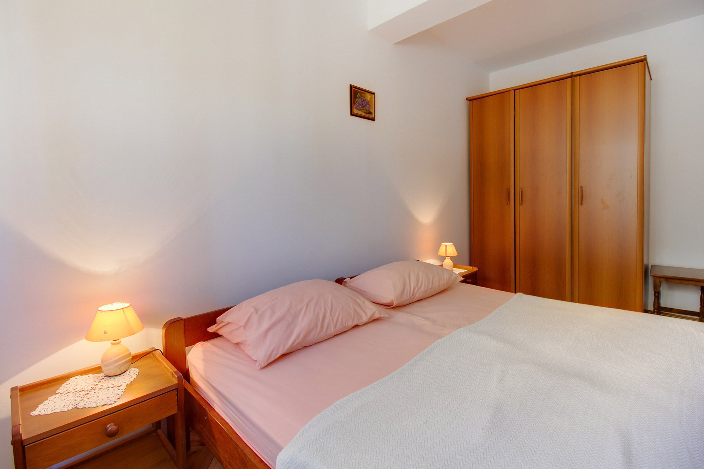 Apartments Helena 64721-A1
