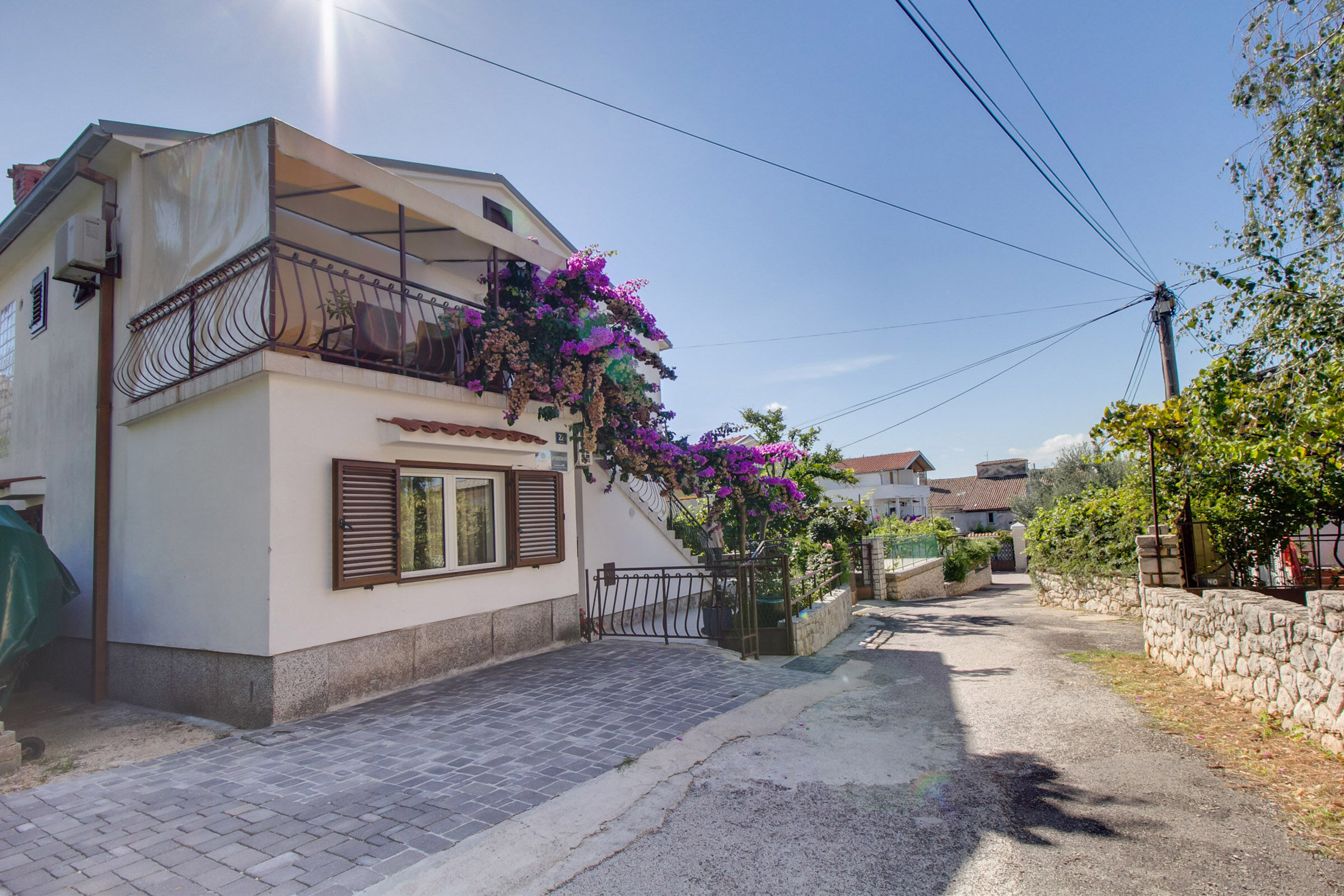 Apartments Helena 64721-A1
