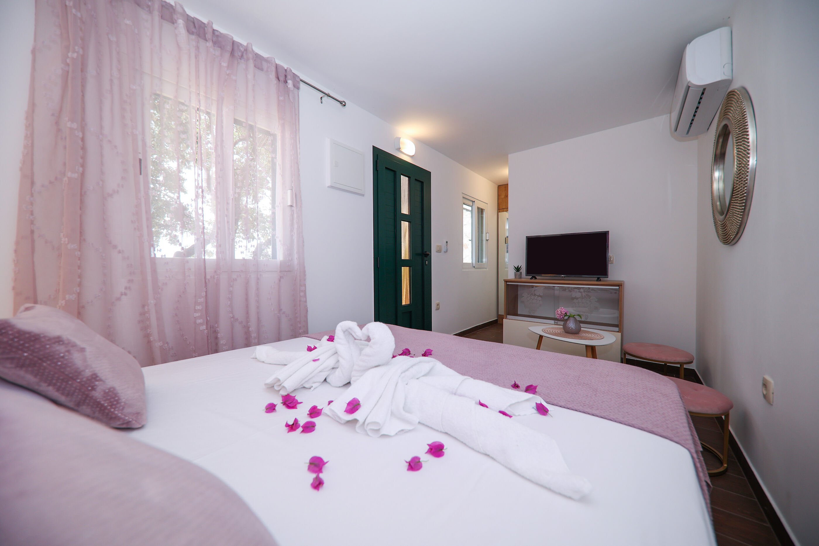 House Skaramuca Village Luxury Resort 33554-K1