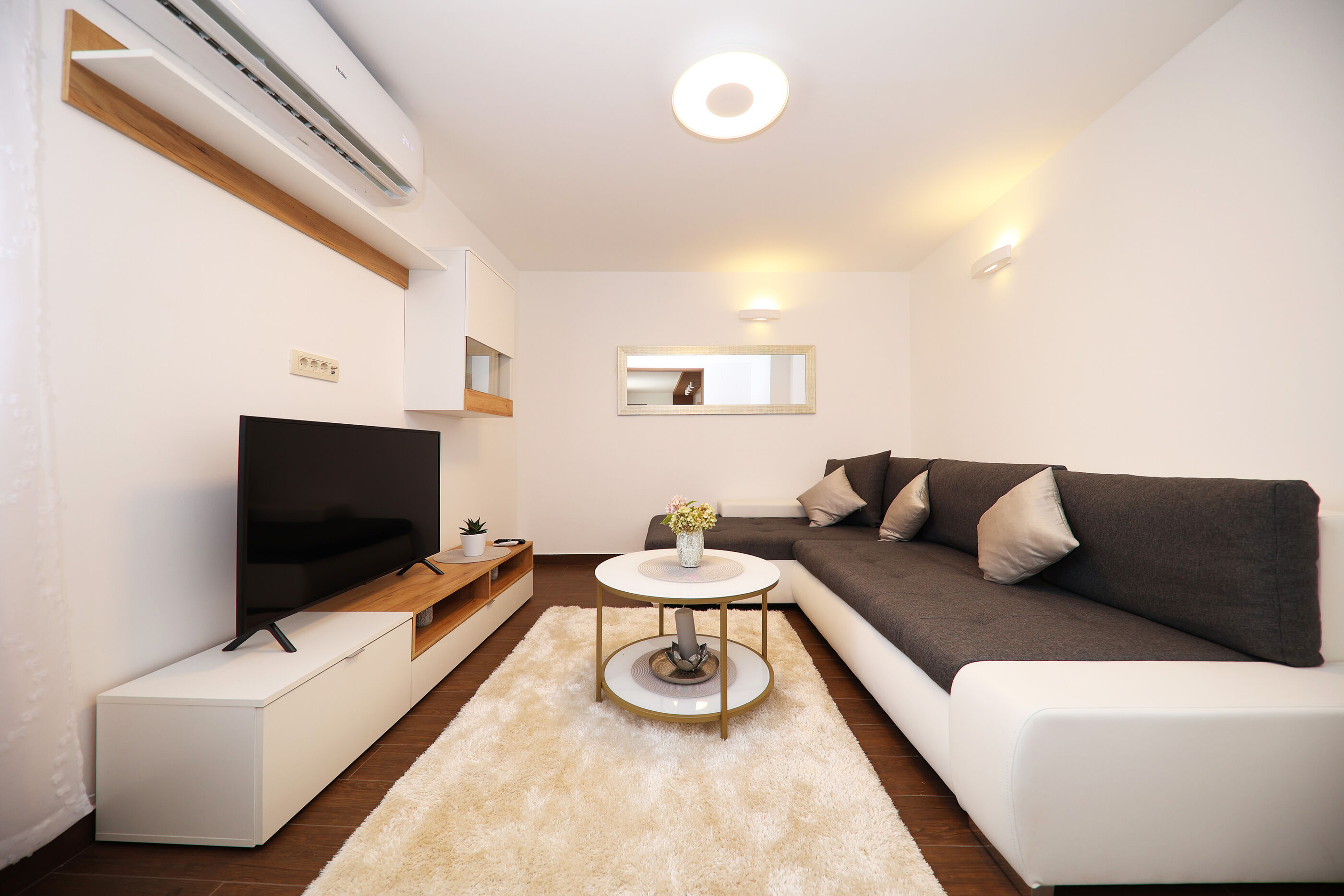 House Skaramuca Village Luxury Resort 33554-K1