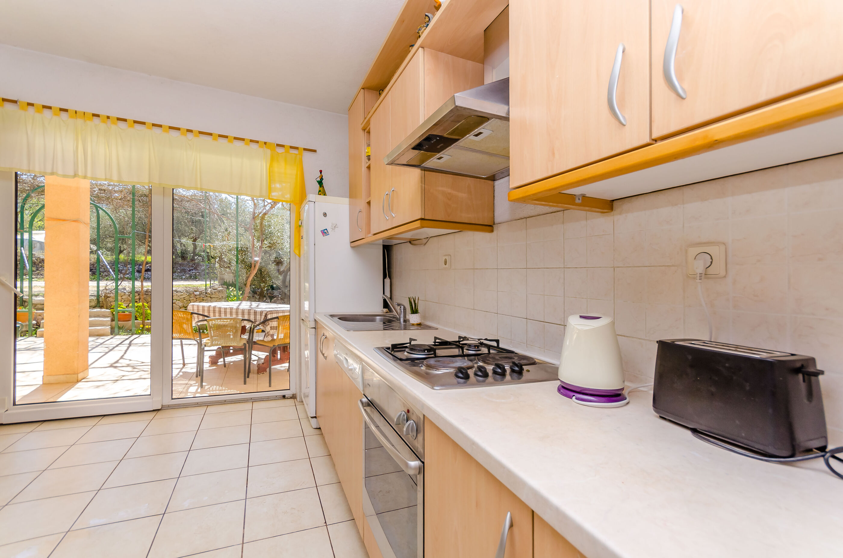 Apartments Stara Maslina 91531-A1