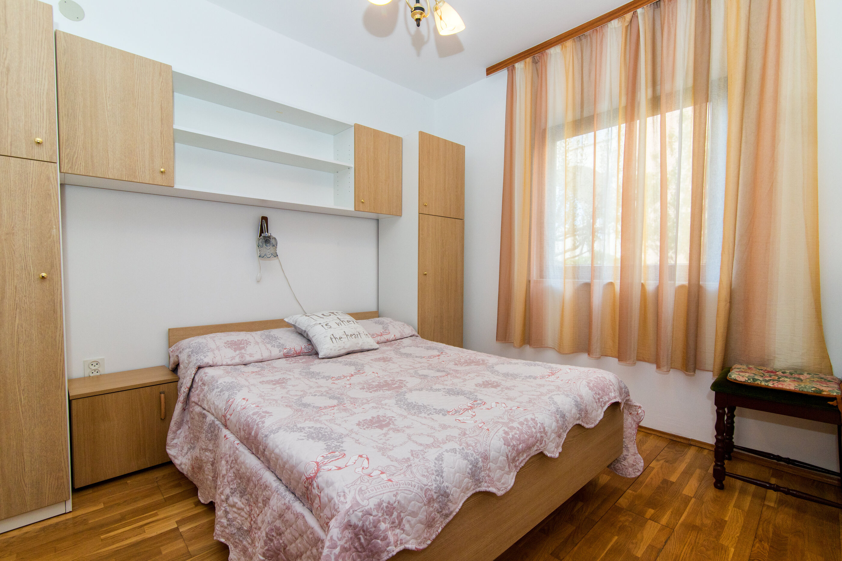 Apartments Kuscevic Kanica 57681-A1