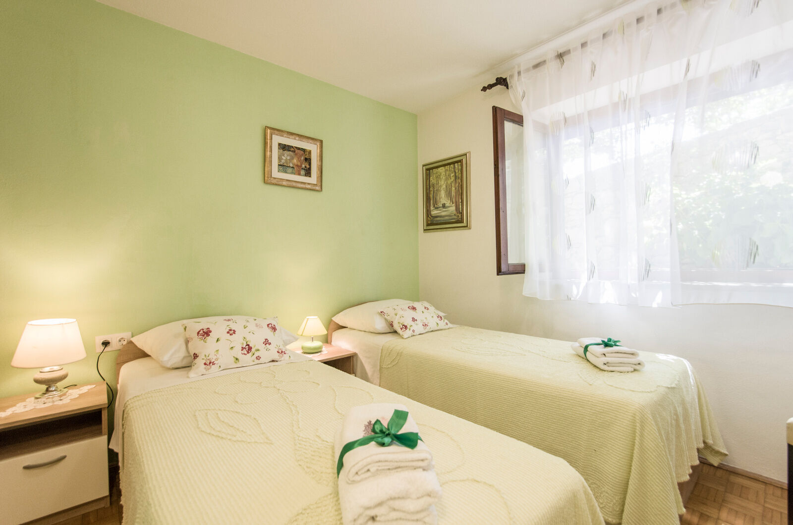 House Vinka 39651-K1