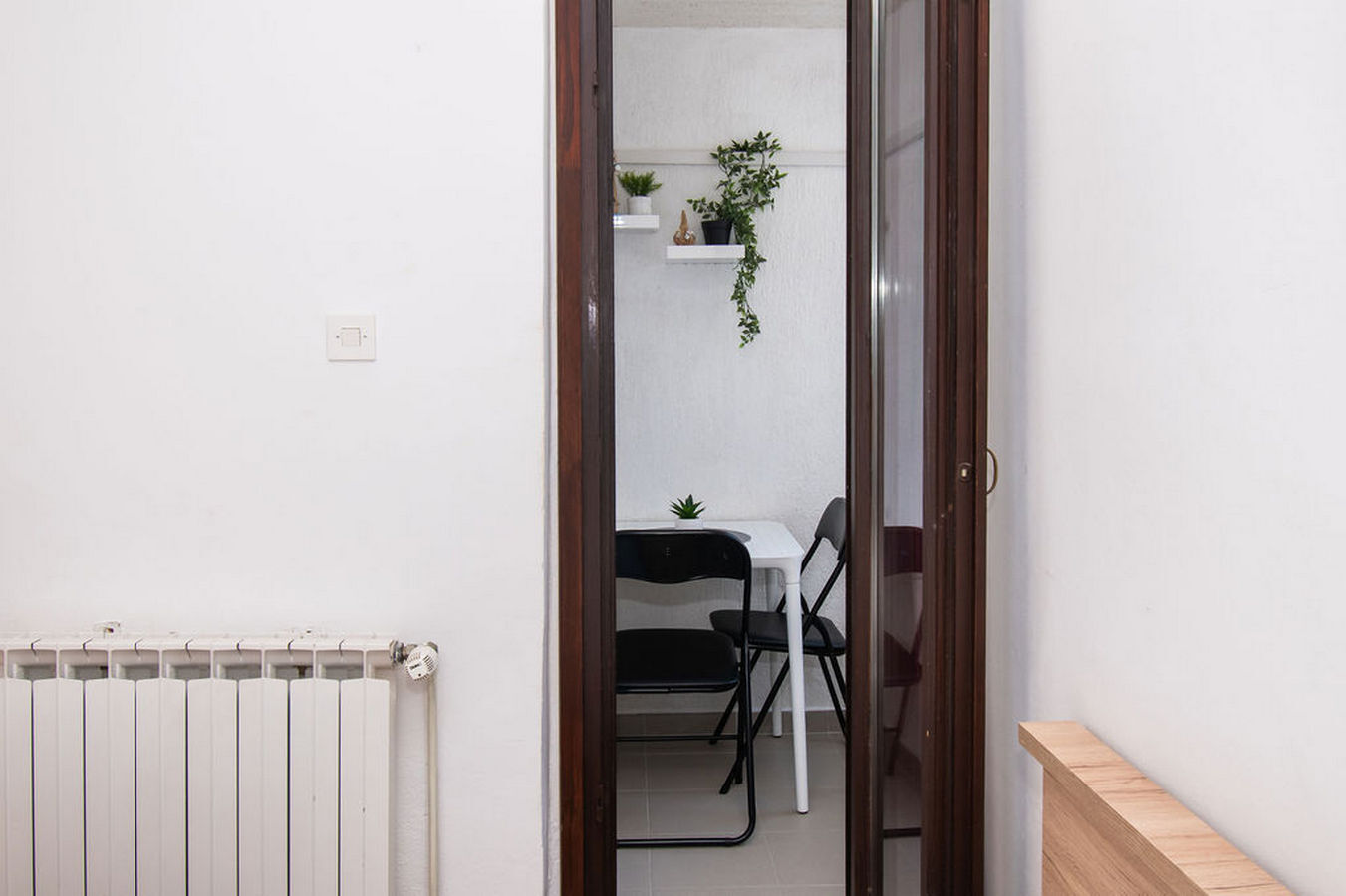 Apartments Crljenko 25301-A2