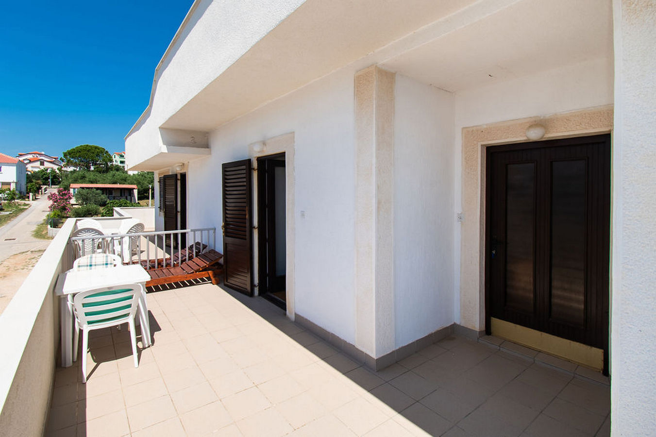Apartments Crljenko 25301-A2