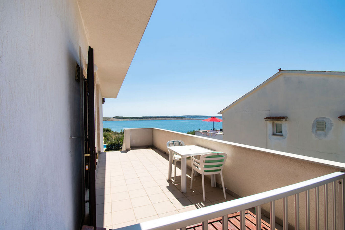 Apartments Crljenko 25301-A2