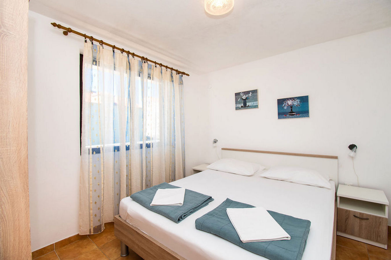 Apartments Crljenko 25301-A3