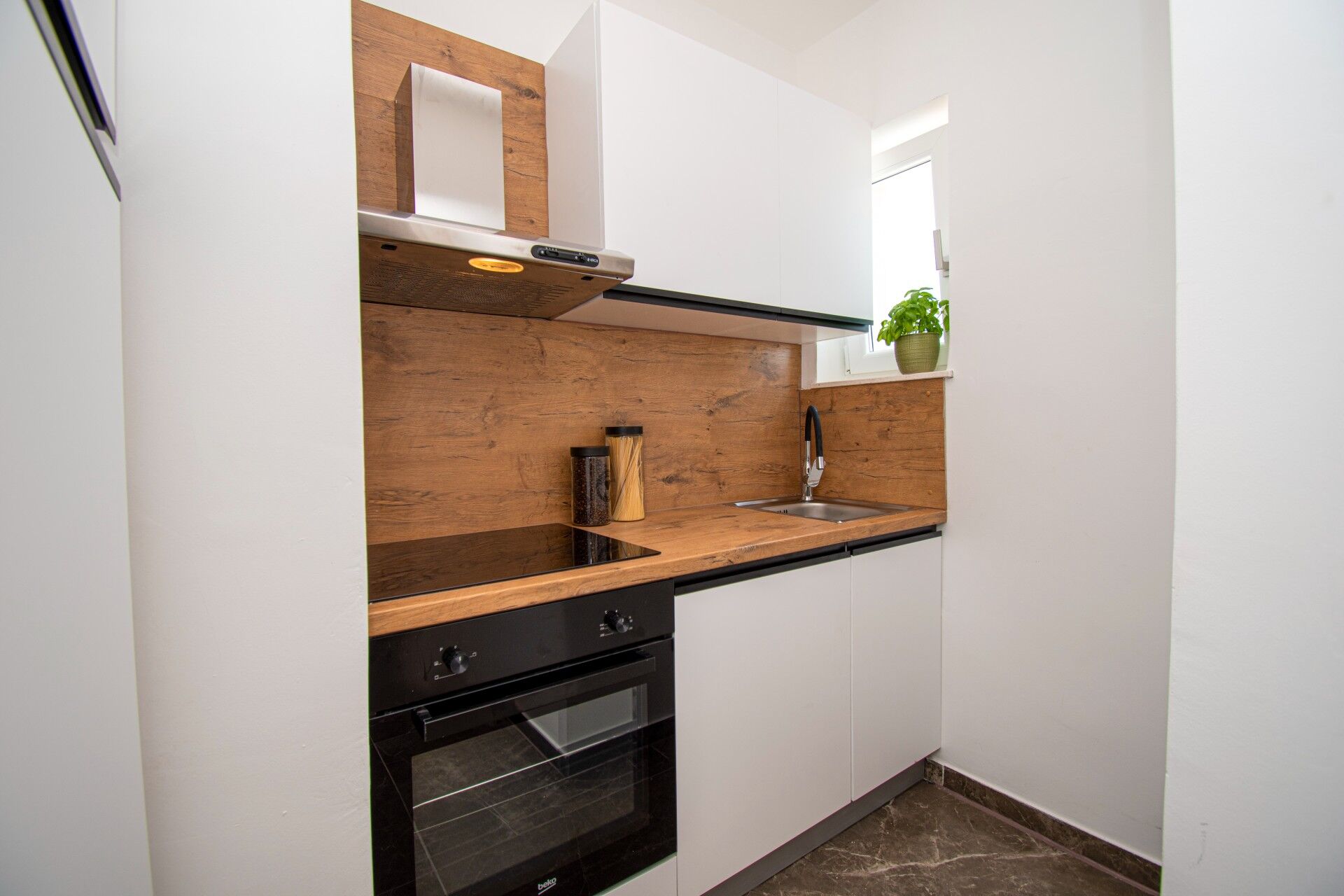 House Suzana 94112-K1