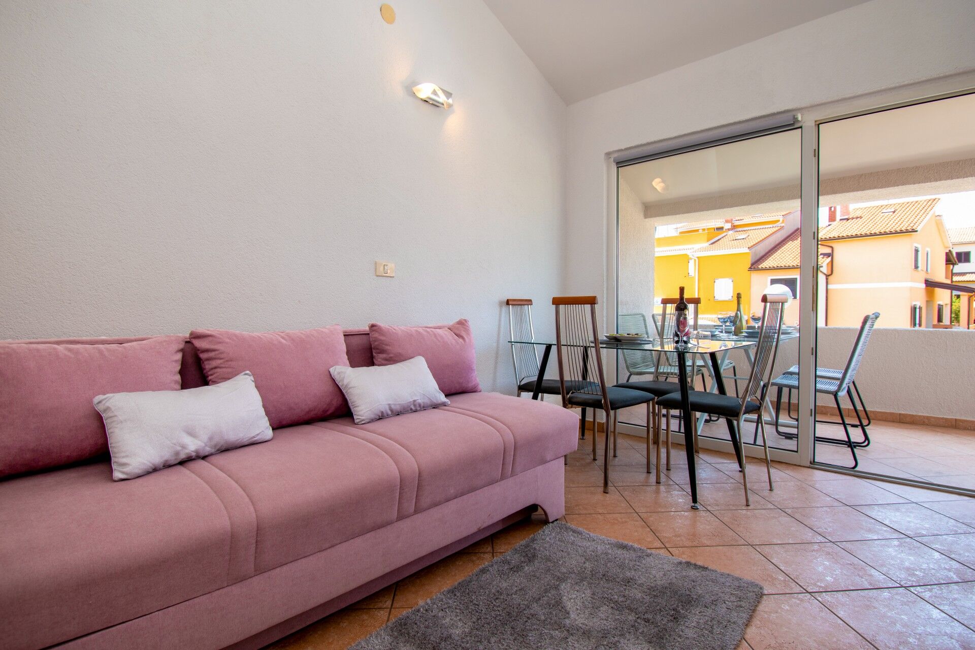 House Suzana 94112-K1