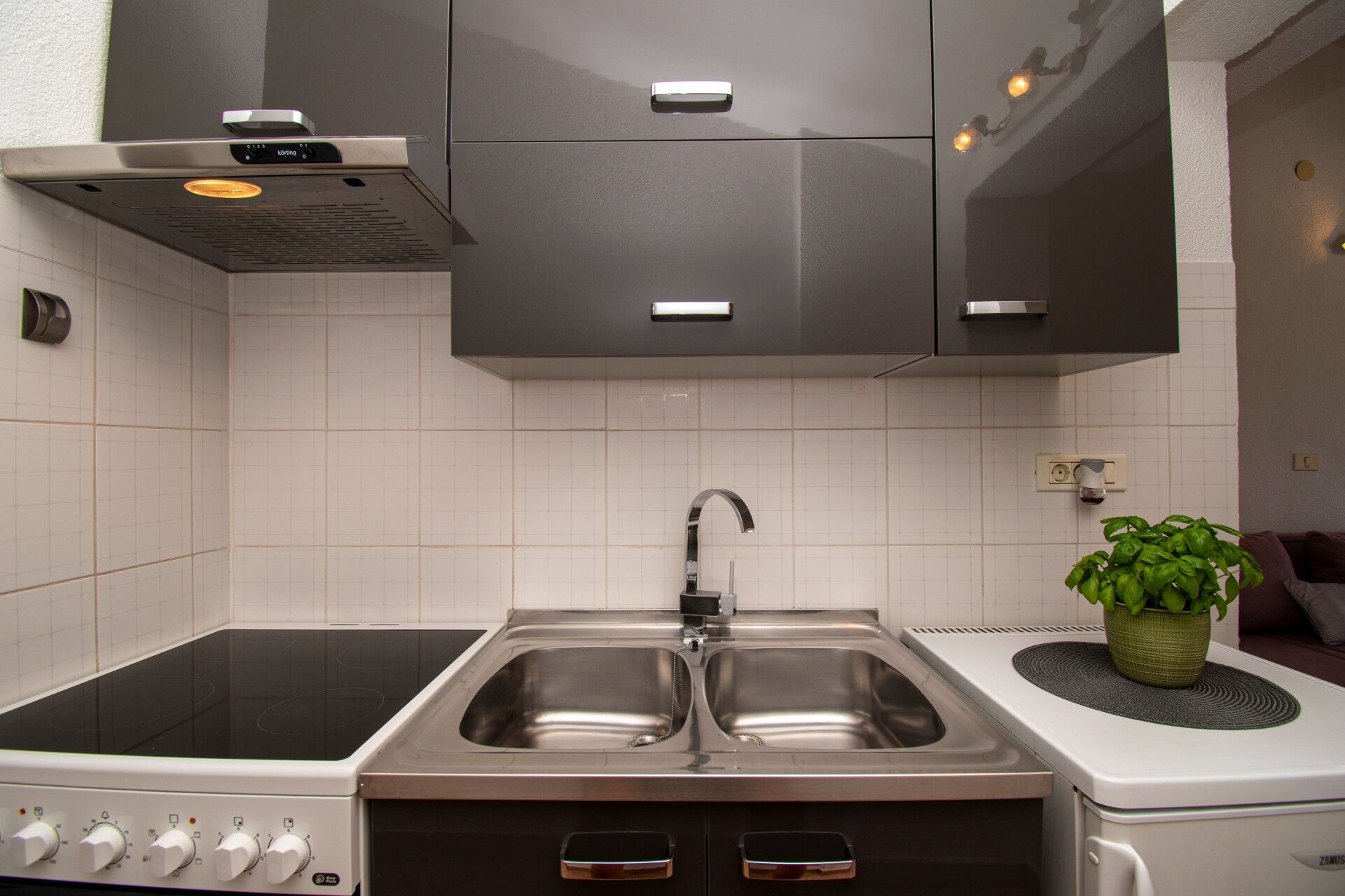 House Suzana 94112-K1