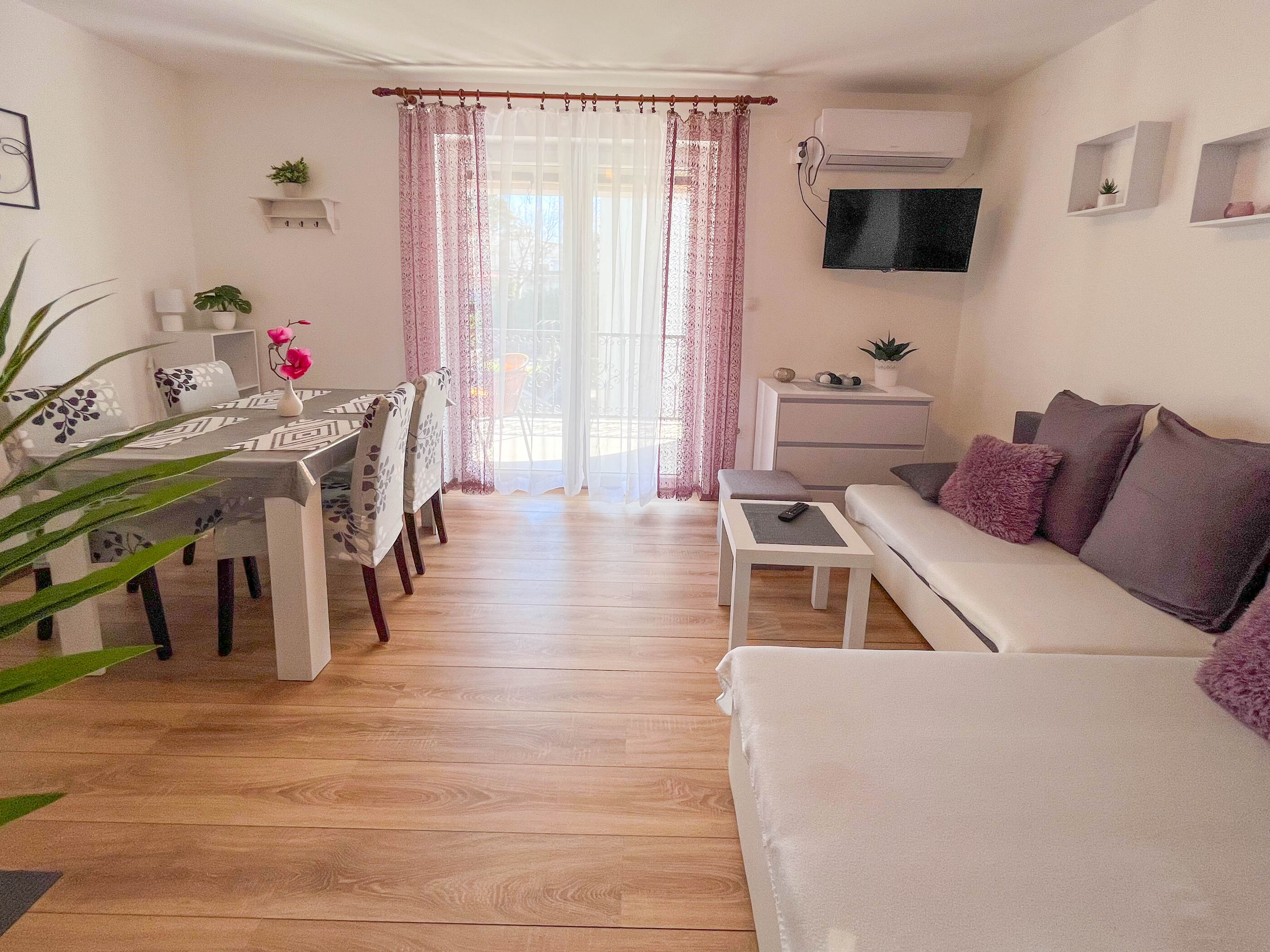 Apartment Tuba 90422-A1