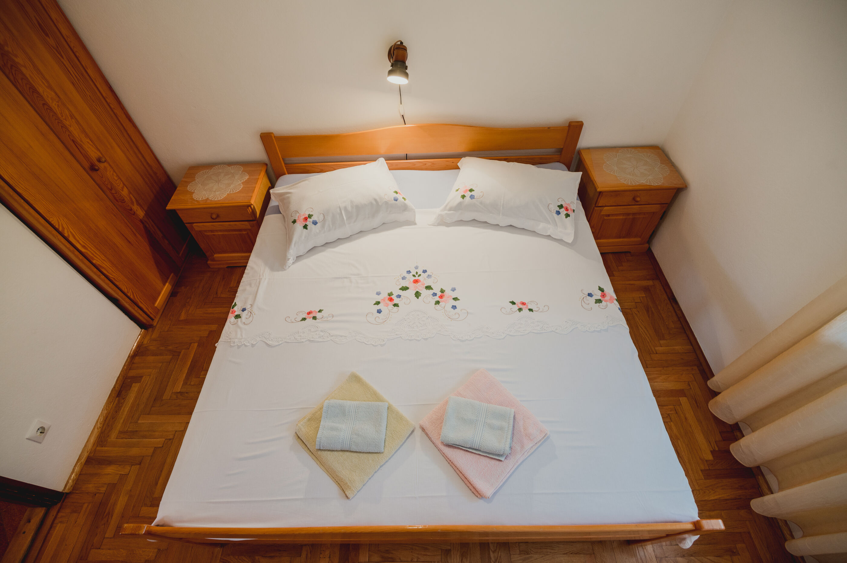 Apartments Antun 33181-A1