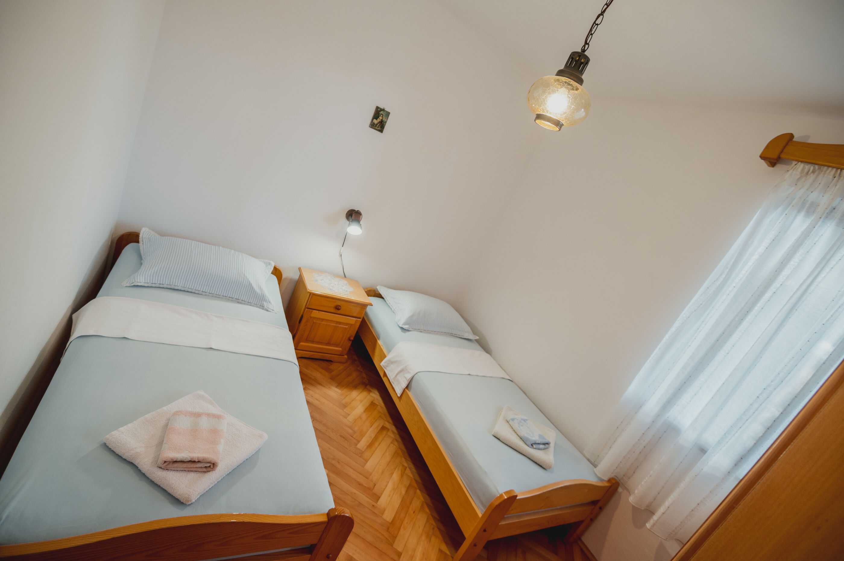 Apartments Antun 33181-A1