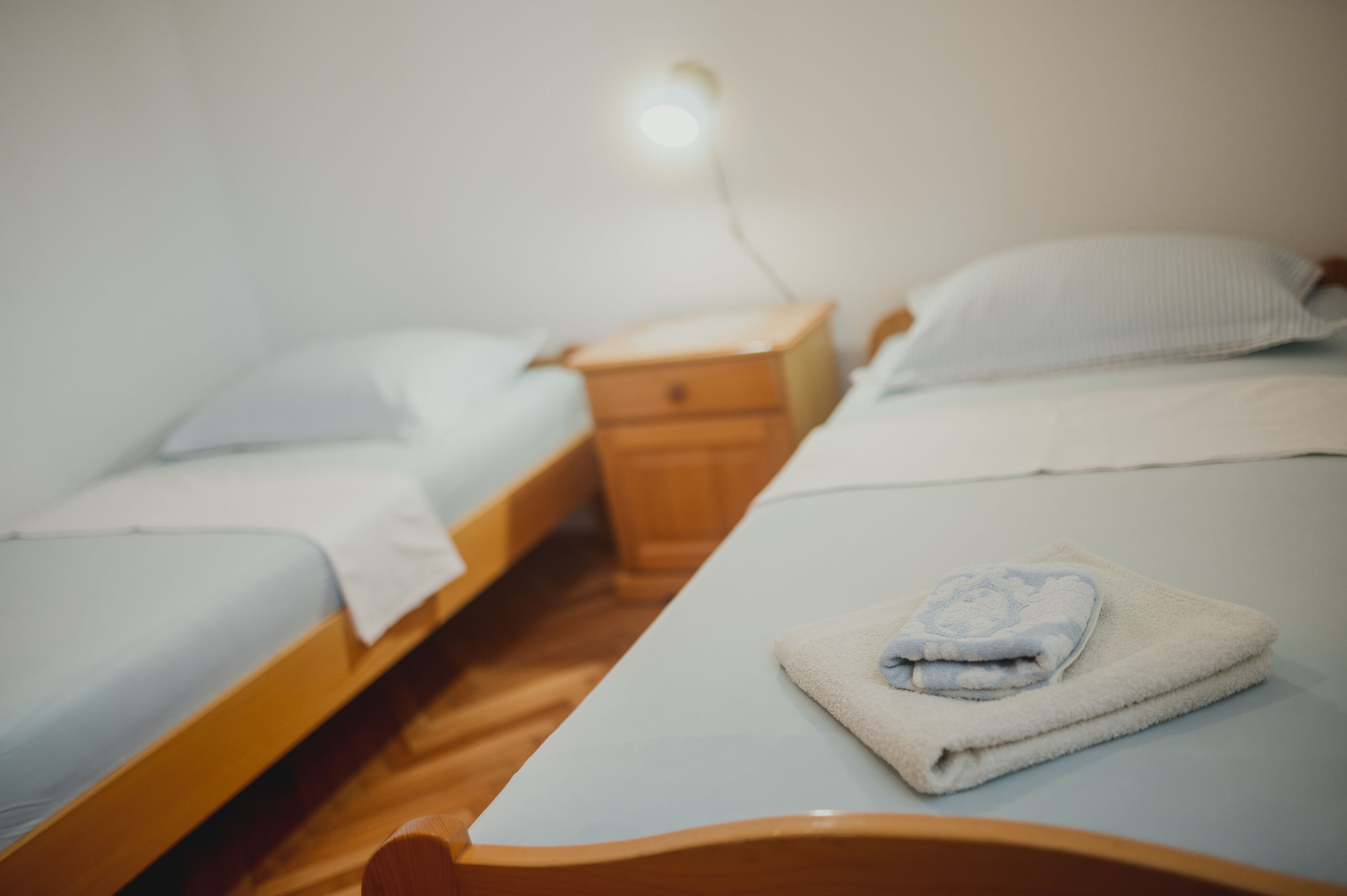 Apartments Antun 33181-A1