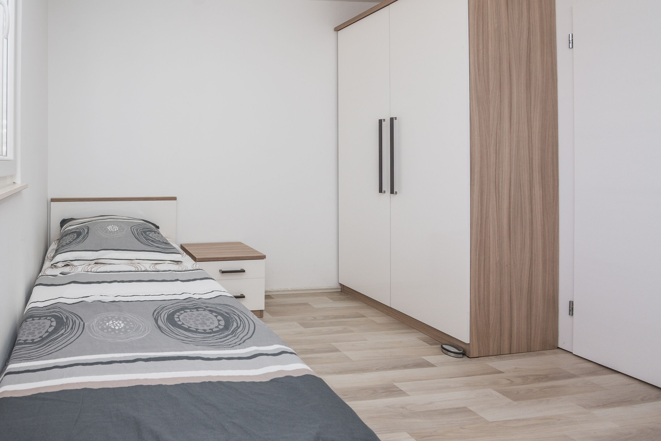 Apartments Loncar 33483-A1