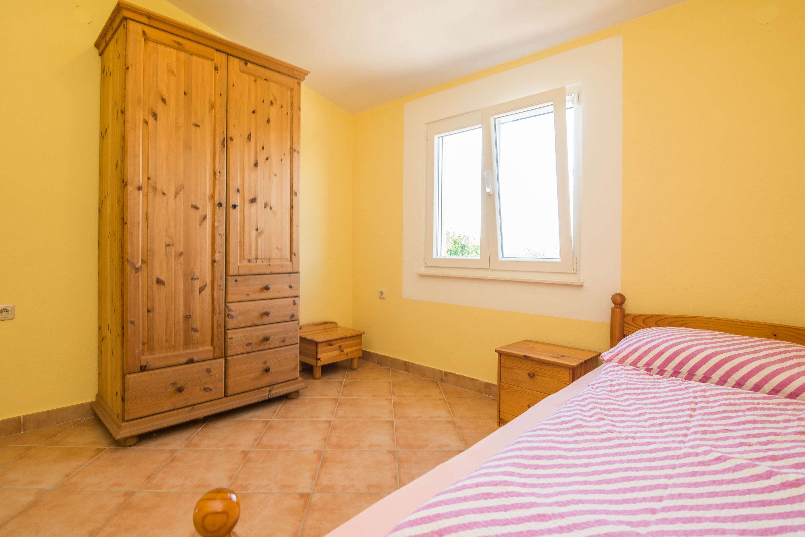Apartments Loncar 33483-A2