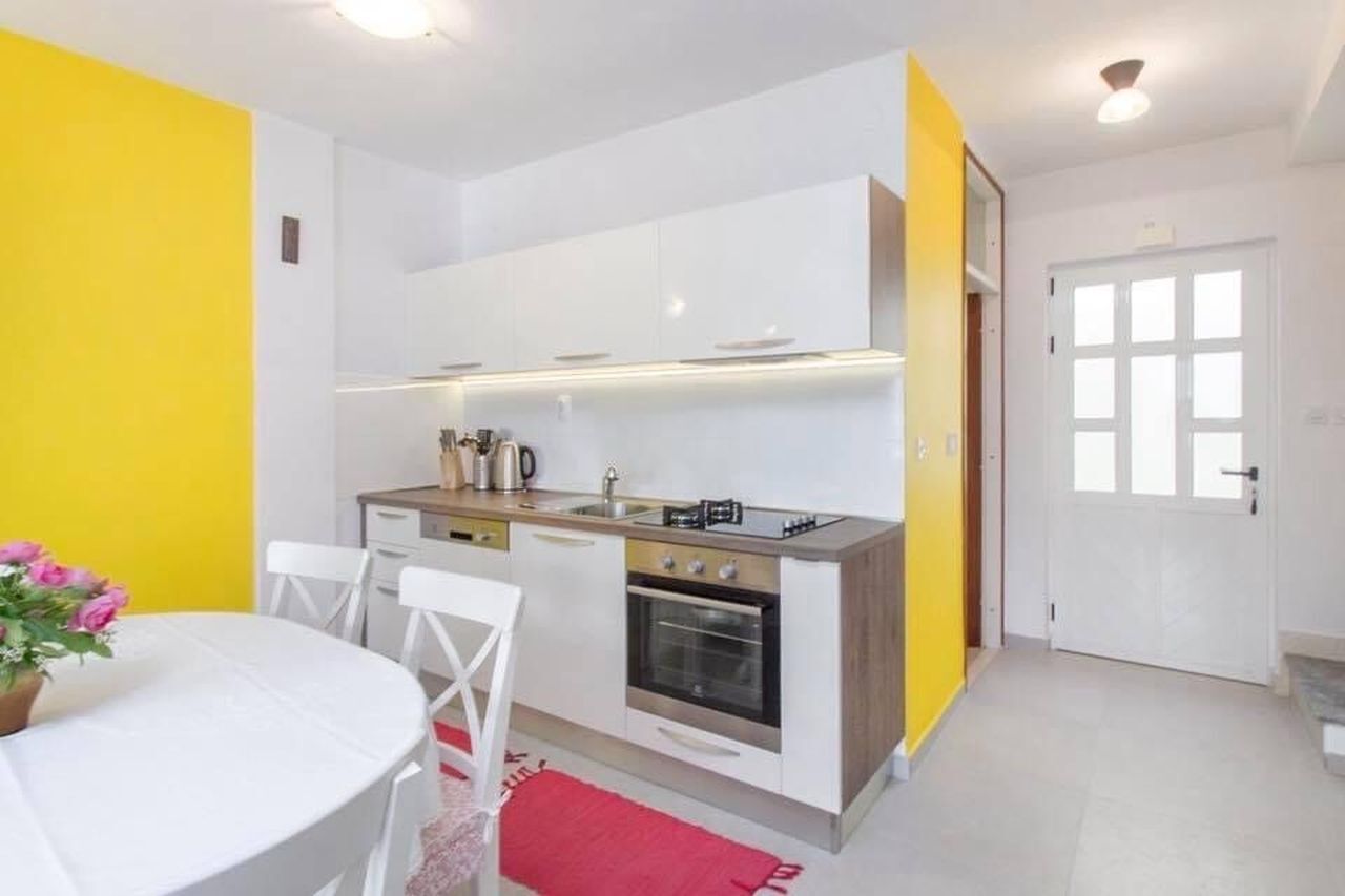 Apartment Burica 87971-A1