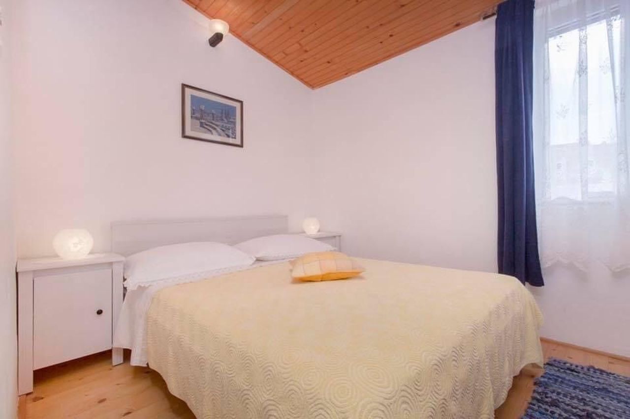 Apartment Burica 87971-A1