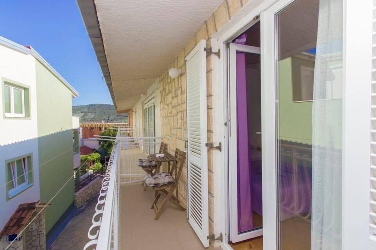 Apartment Burica 87971-A1
