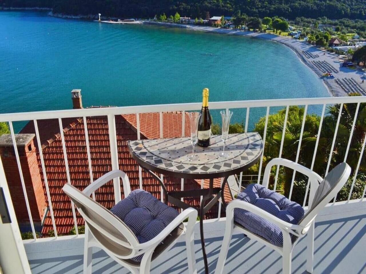 Apartment Sea View 91653-A1