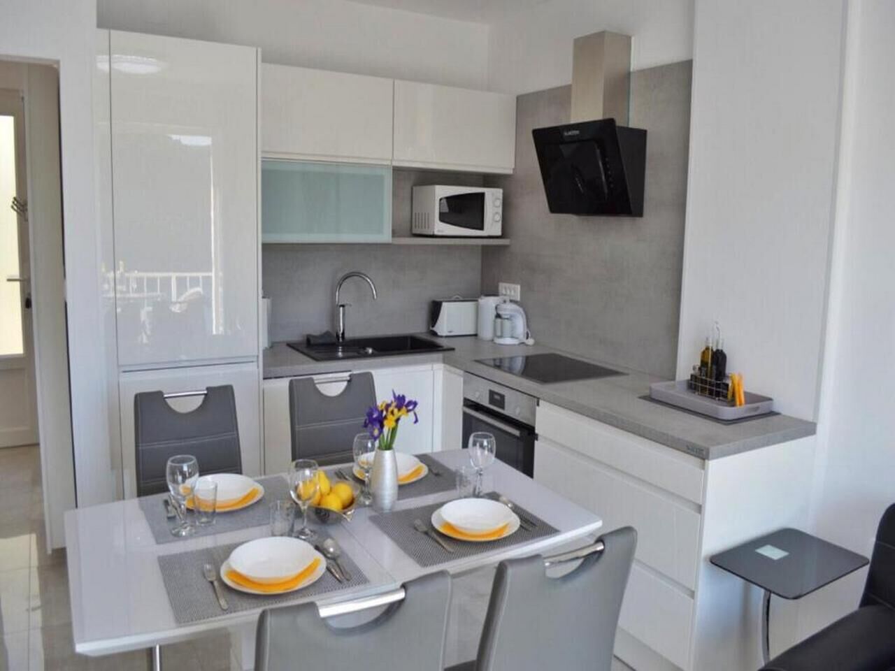 Apartment Sea View 91653-A1